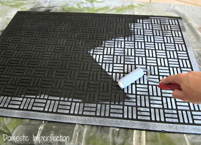 how to paint a rubber mat