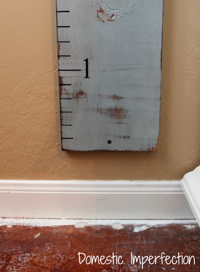 how to hang a growth chart