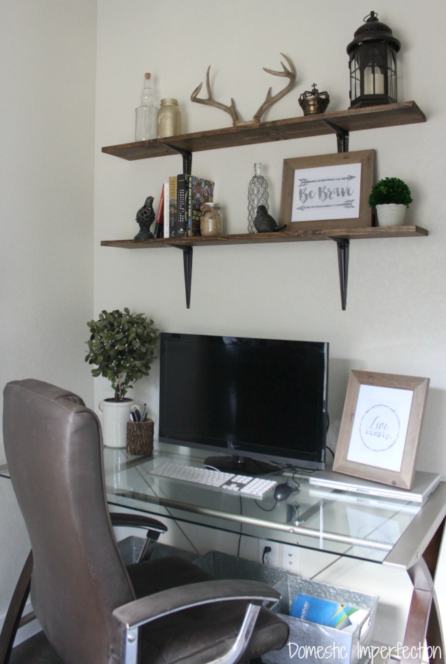 Small home office - rustic and neutral