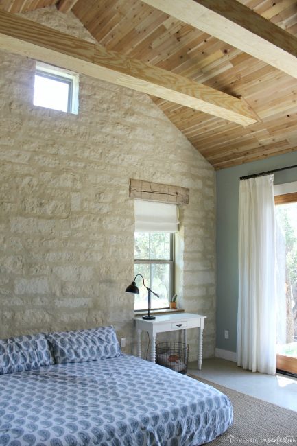 vaulted bedroom wood ceiling