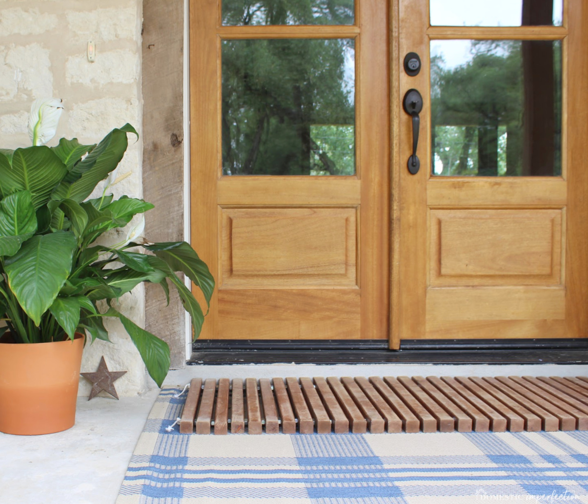 Entry Refresh and a Wooden Doormat Update