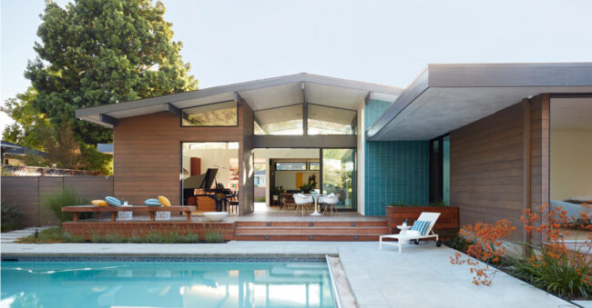 MCM home with blue and brown exterior