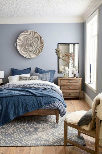 how to pick paint colors - blue room, easy cool tone example