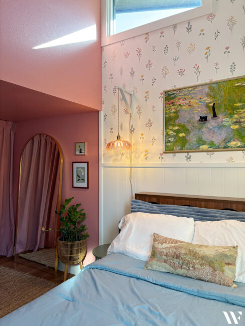 girl's bedroom