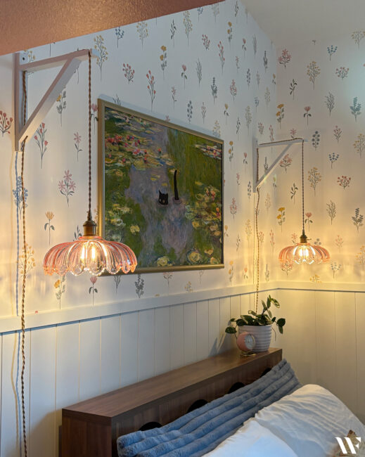 Floral glass pendant lights